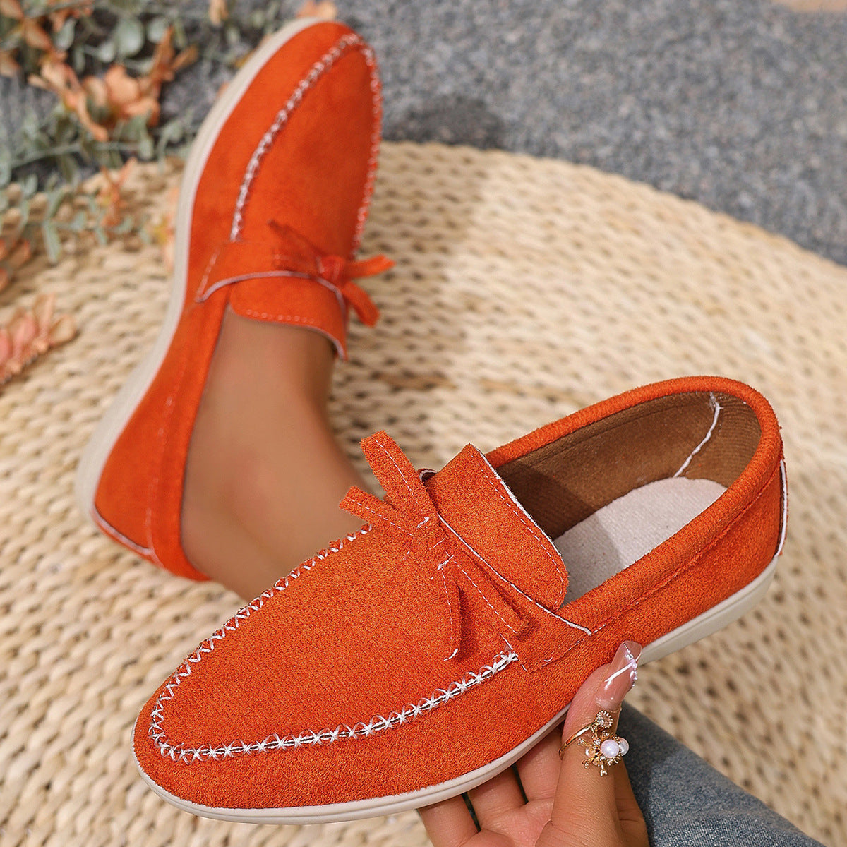 Fashion Casual Flat Suede Pumps