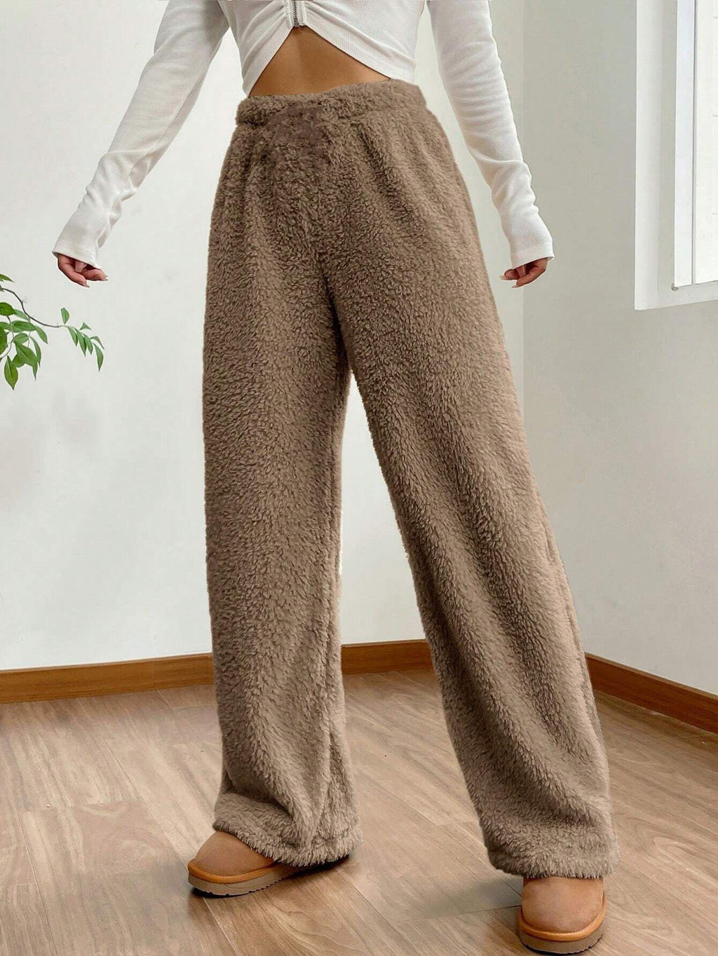 Women's Solid Color Loose Fleece Casual Pants