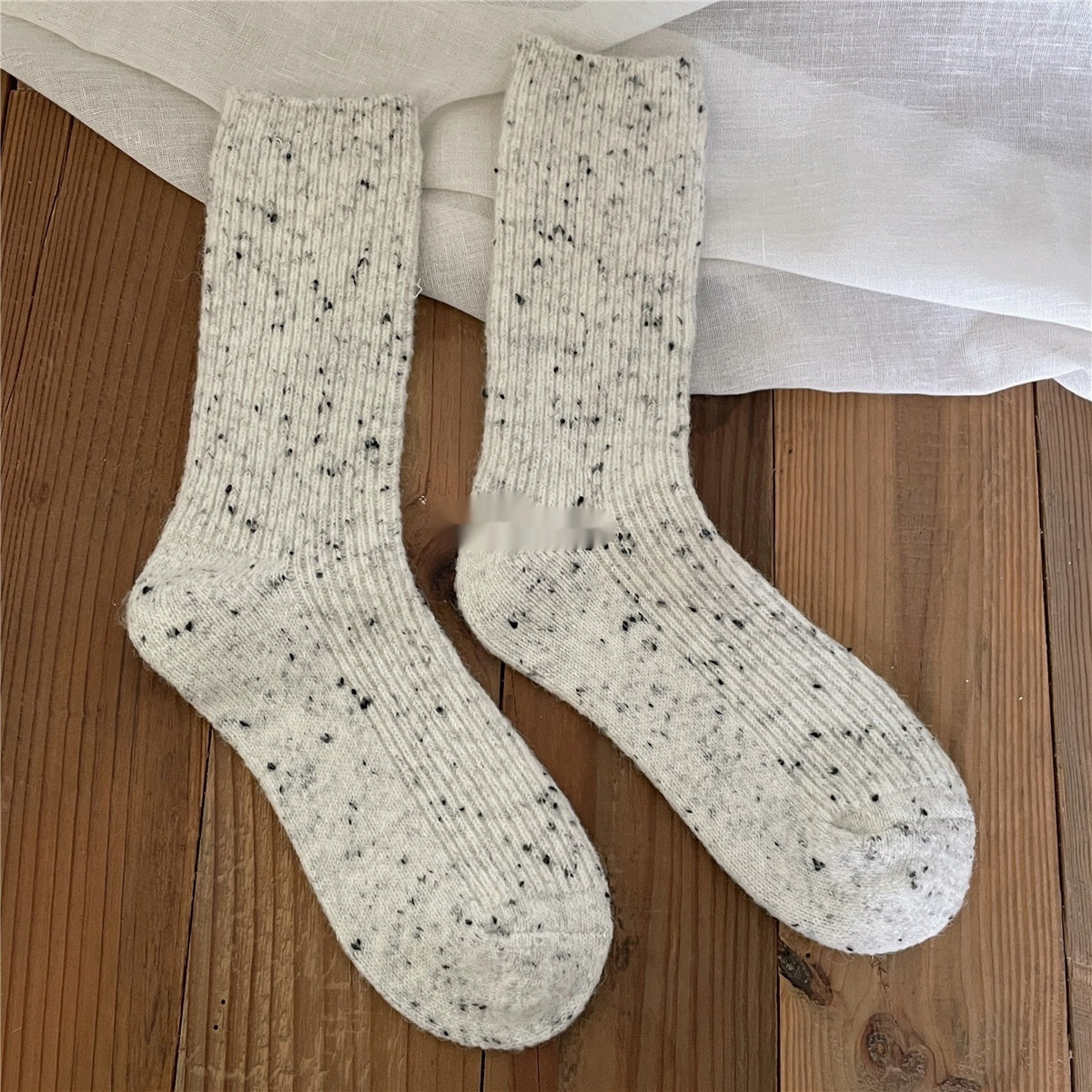 Female Solidcolor Mid-calf Length Cashmere Socks