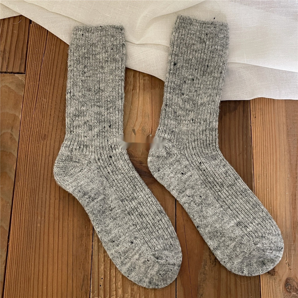 Female Solidcolor Mid-calf Length Cashmere Socks